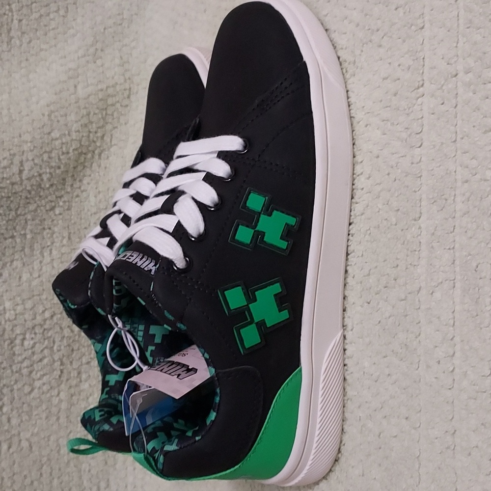 Minecraft Sneakers - Picture 5 of 14